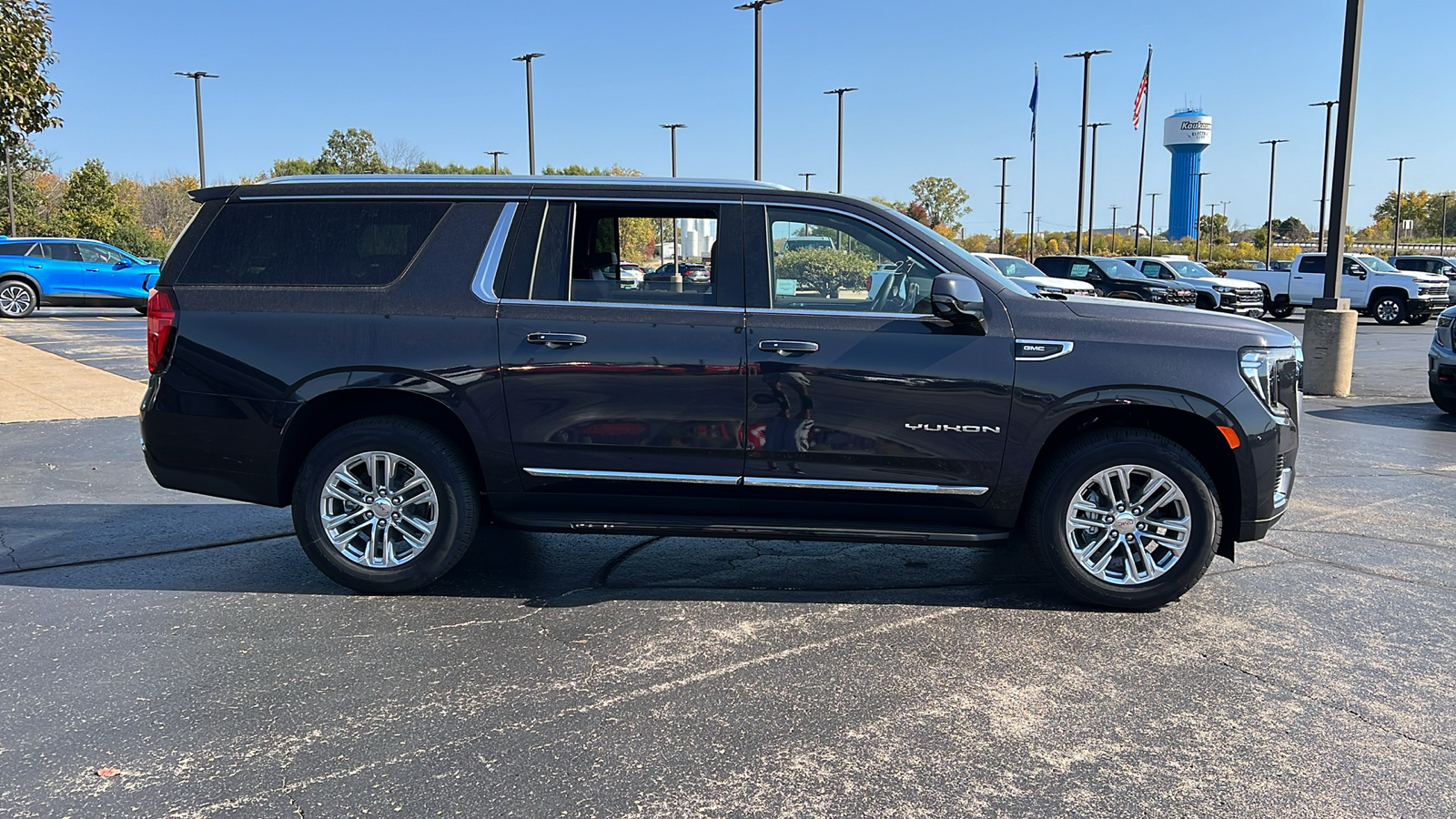 2024 GMC Yukon SLT 6