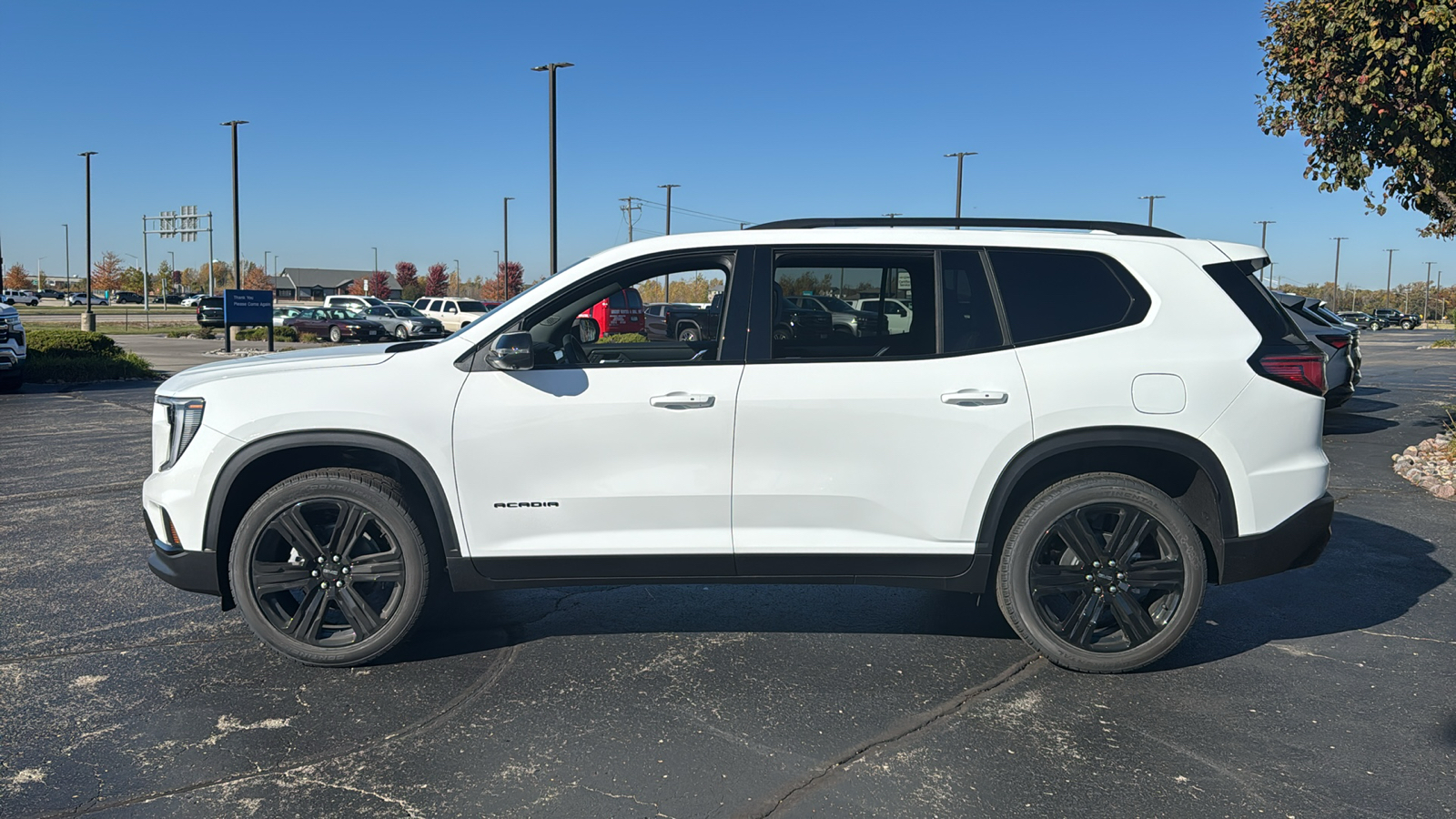 2024 GMC Acadia AWD Elevation 2