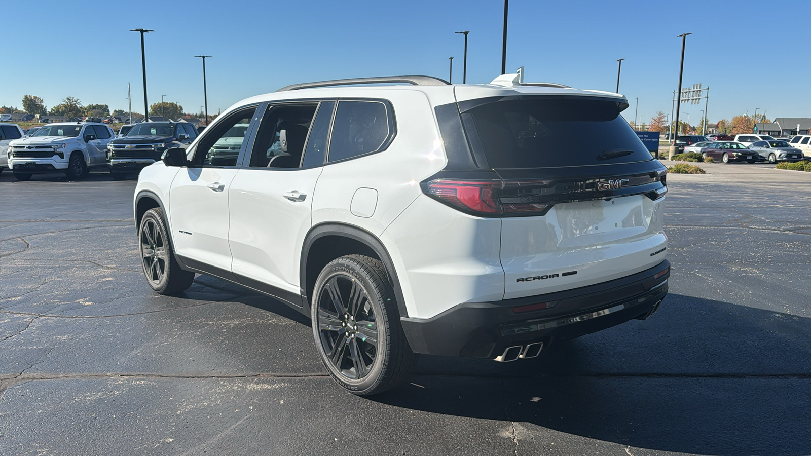 2024 GMC Acadia AWD Elevation 3