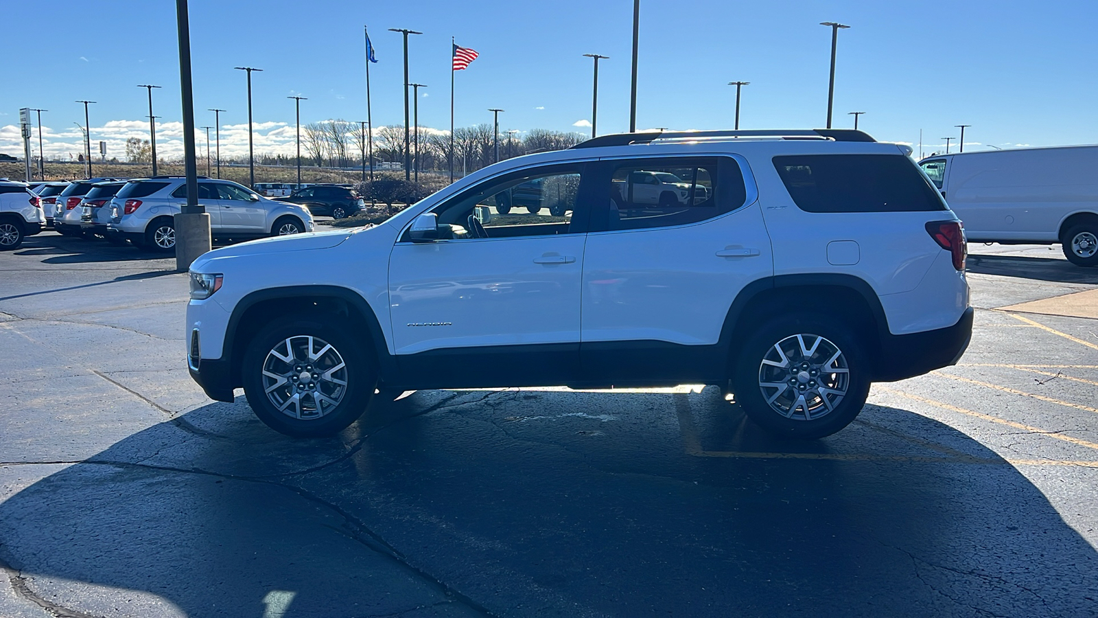 2021 GMC Acadia SLT 2