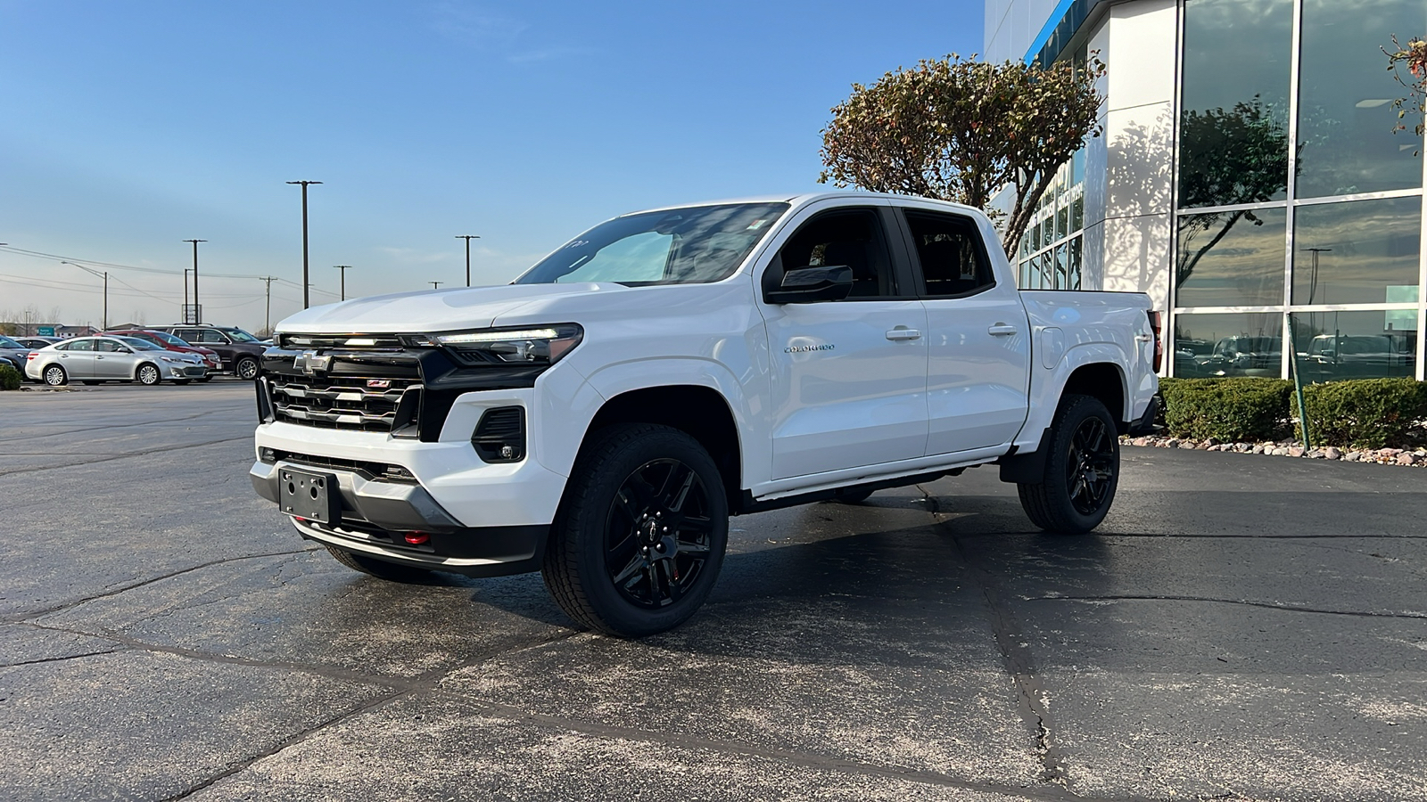 2024 Chevrolet Colorado 4WD Z71 1