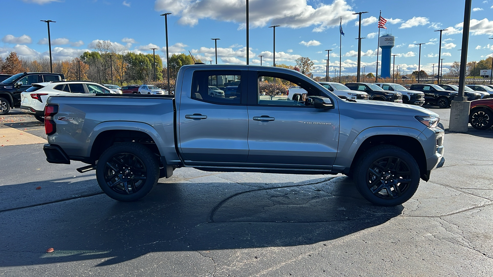 2024 Chevrolet Colorado 4WD Z71 6