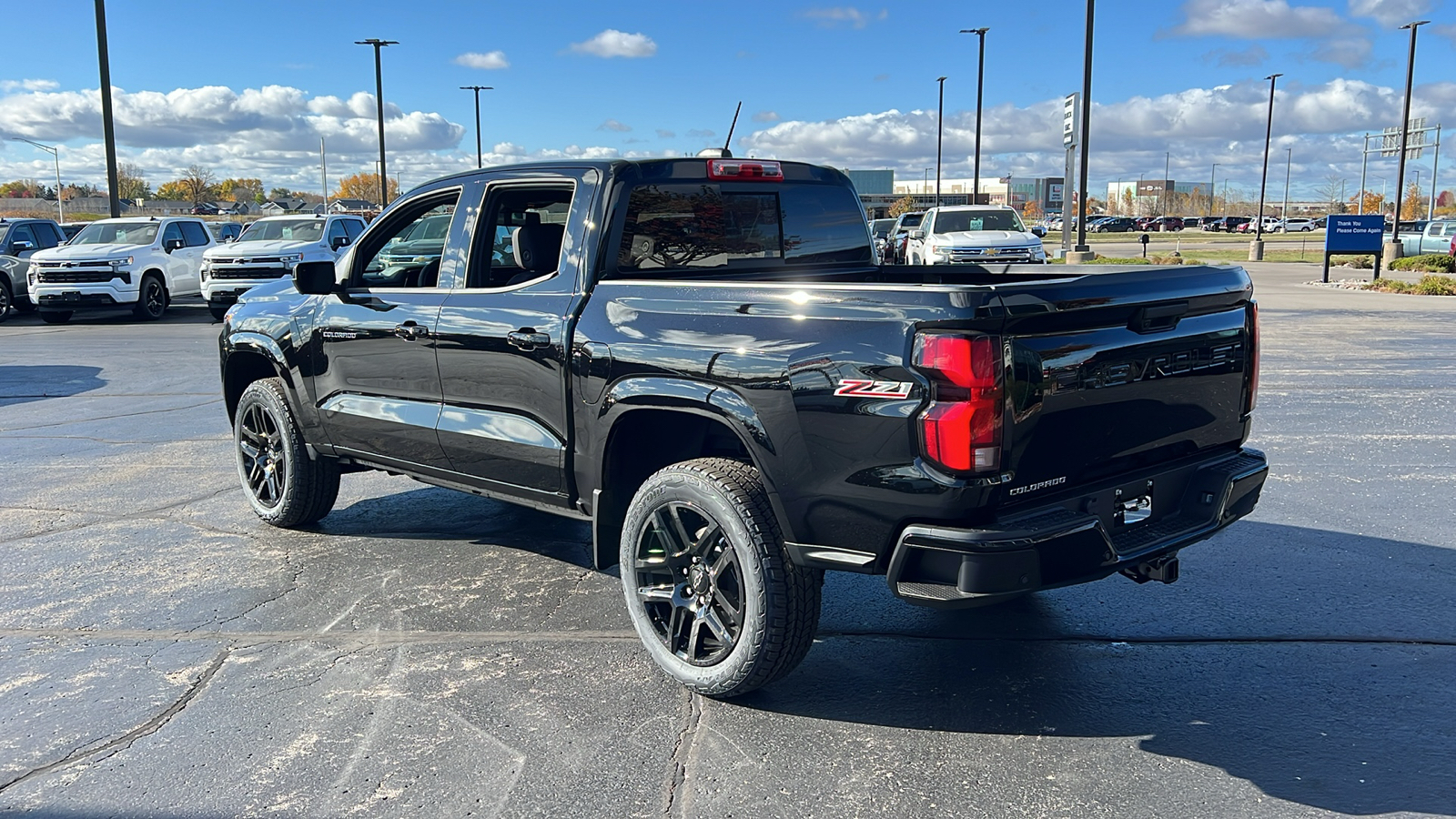 2024 Chevrolet Colorado 4WD Z71 3