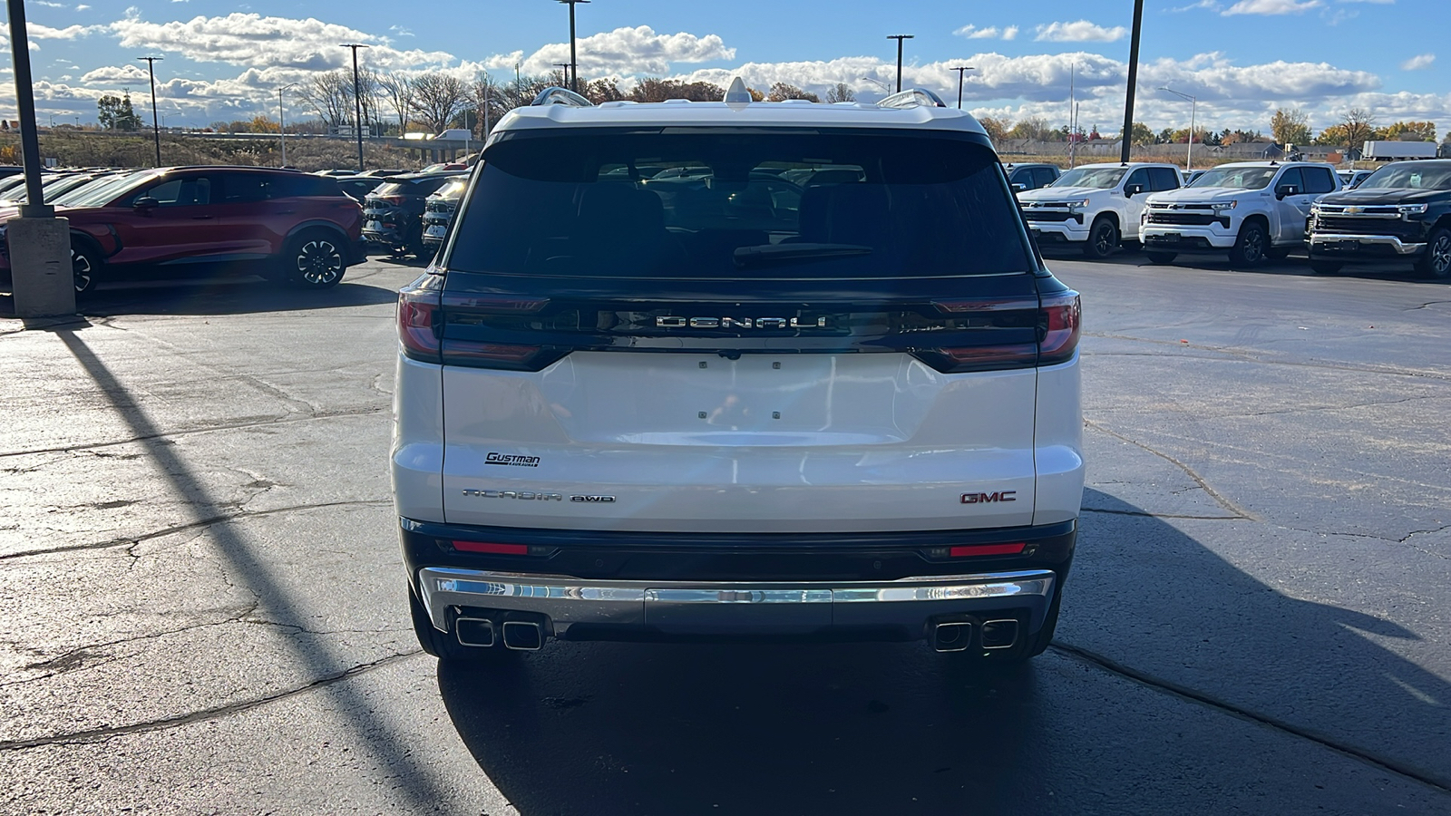 2024 GMC Acadia AWD Denali 4