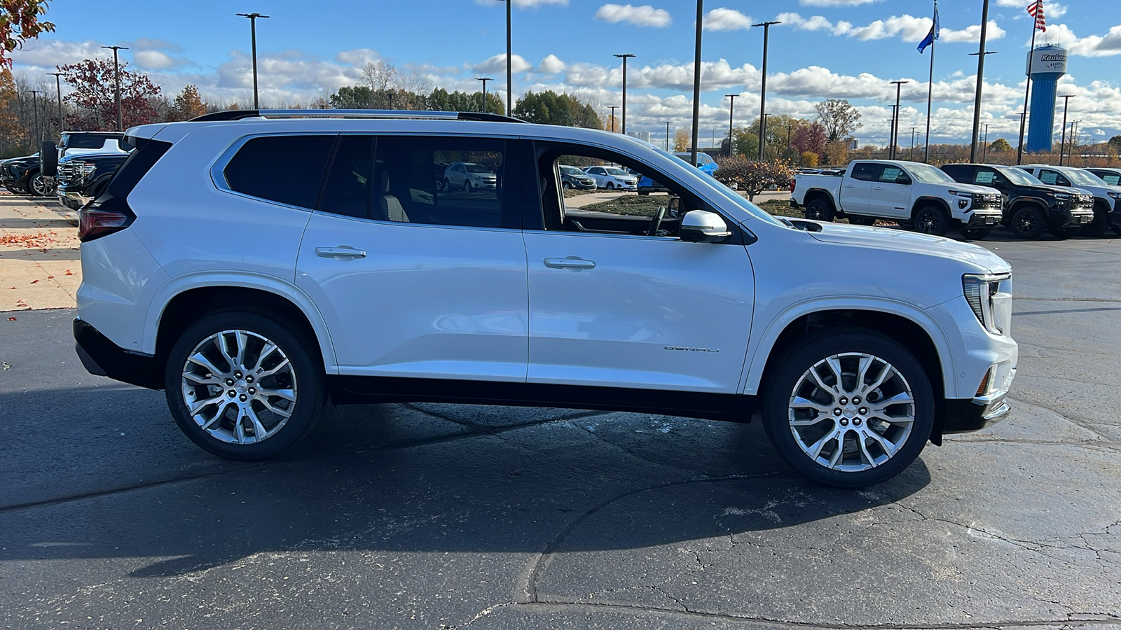 2024 GMC Acadia AWD Denali 6