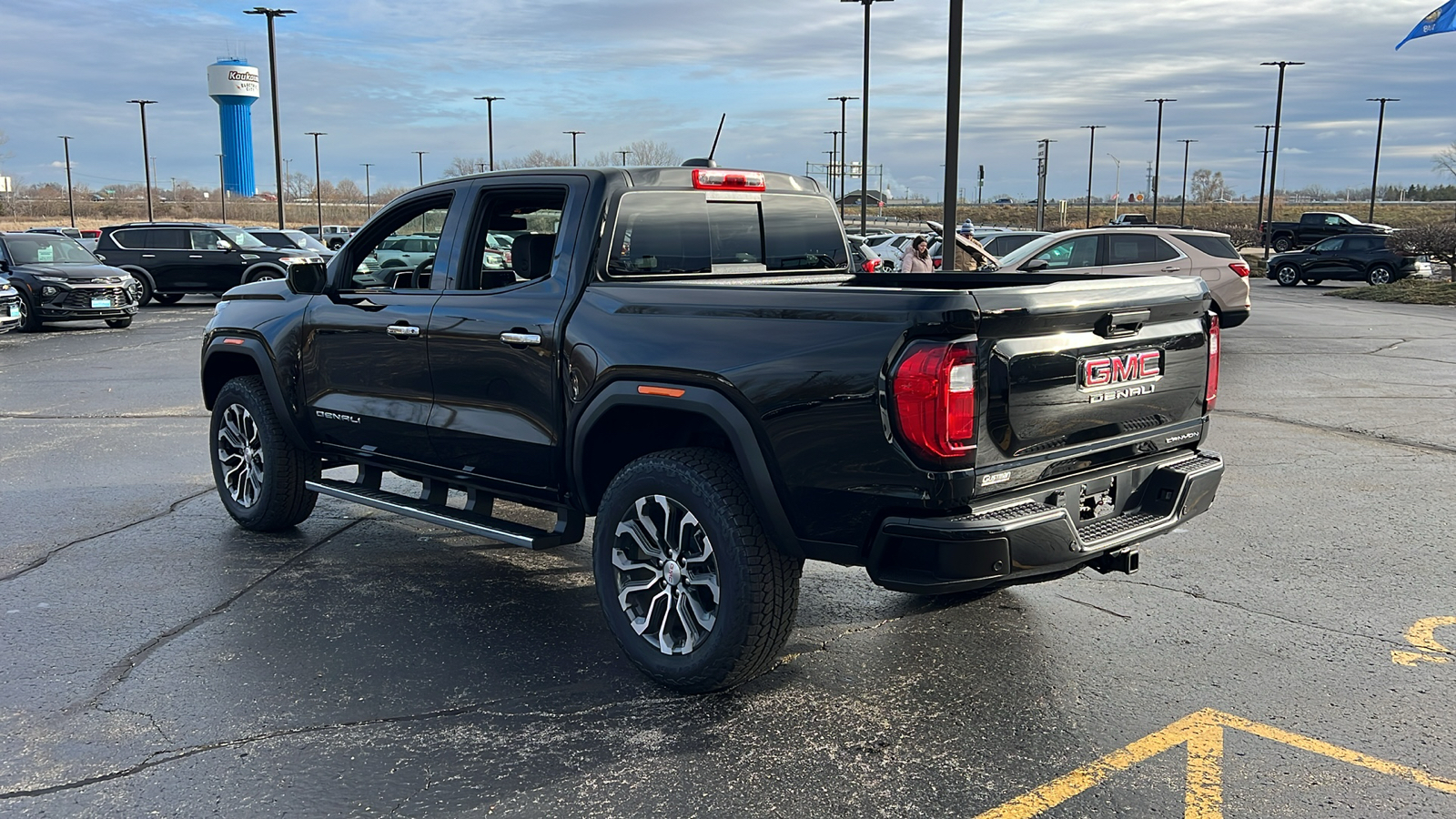 2024 GMC Canyon 4WD Denali 3