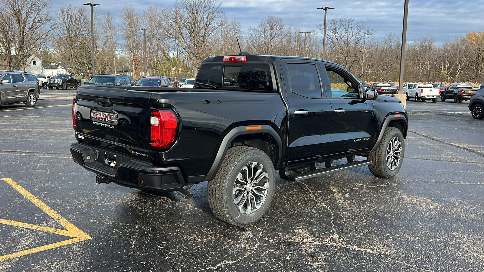 2024 GMC Canyon 4WD Denali 5