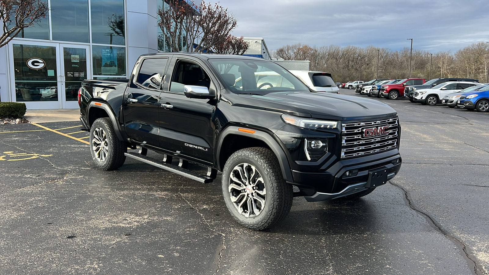 2024 GMC Canyon 4WD Denali 7