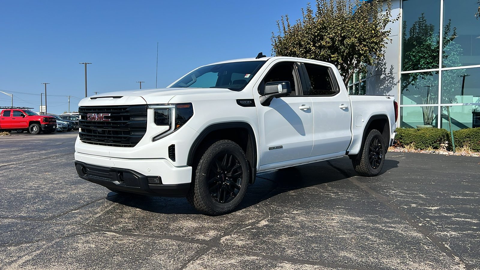 2025 GMC Sierra 1500 Elevation 1