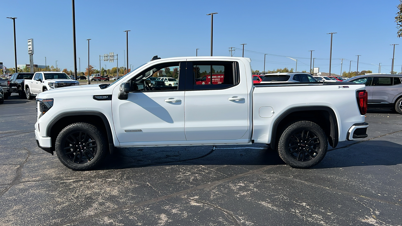 2025 GMC Sierra 1500 Elevation 2