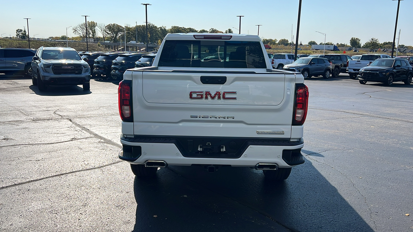 2025 GMC Sierra 1500 Elevation 4