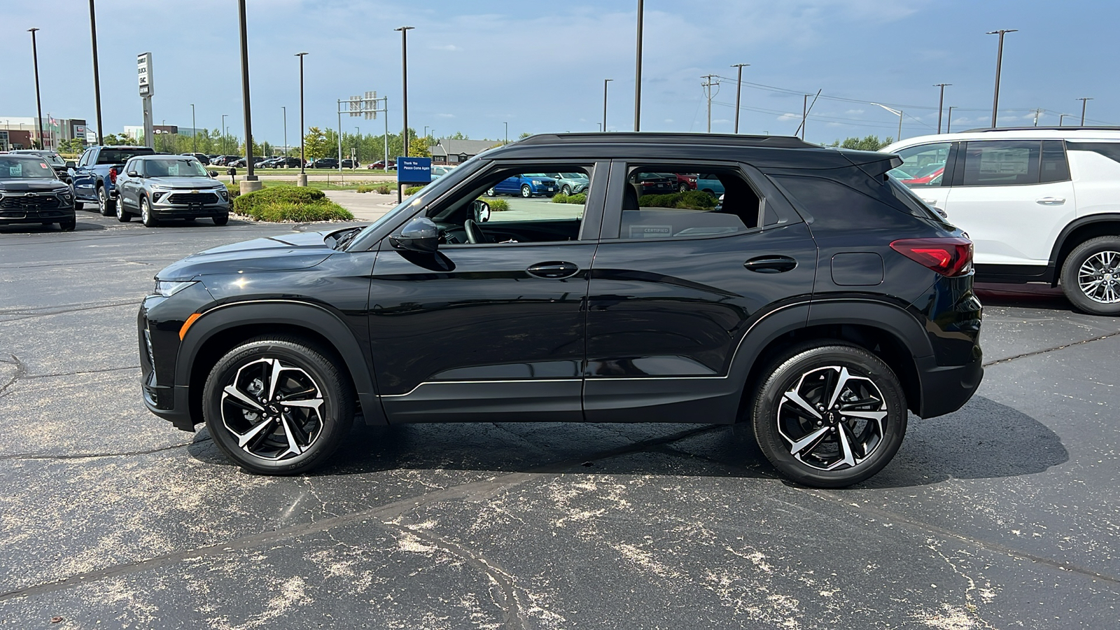 2022 Chevrolet TrailBlazer RS 2