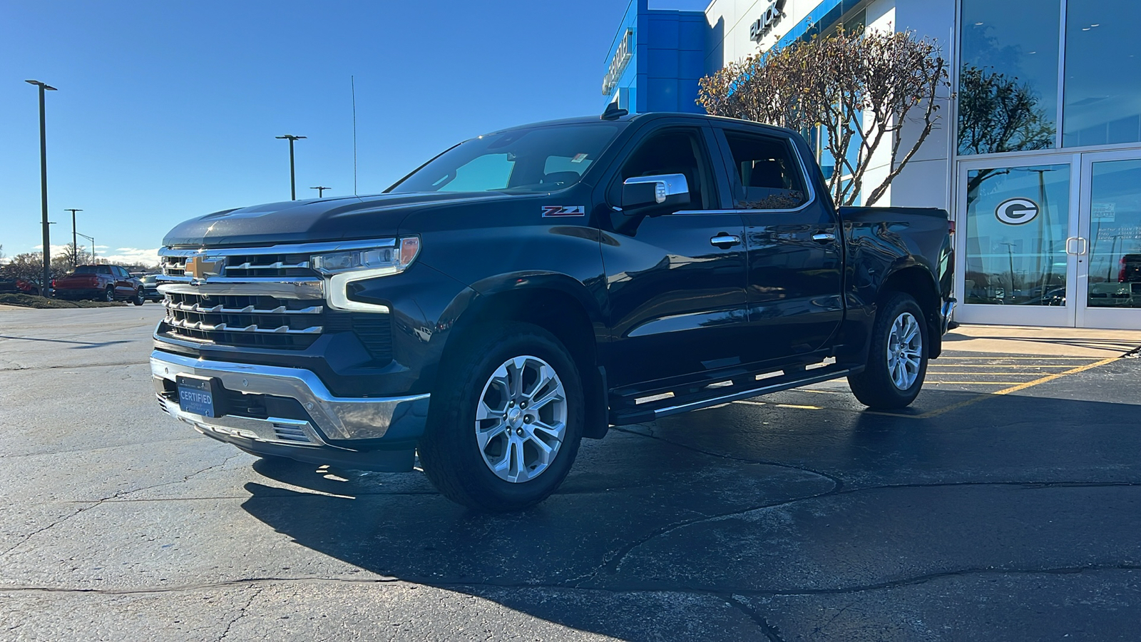 2022 Chevrolet Silverado 1500 LTZ 1