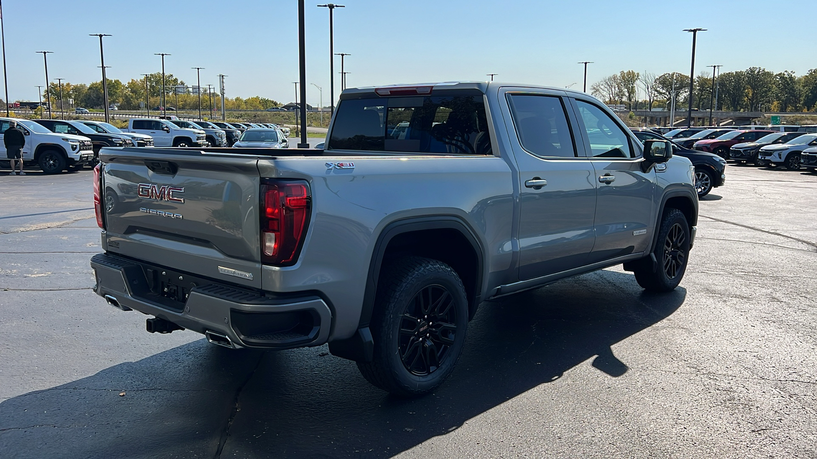 2025 GMC Sierra 1500 Elevation 5