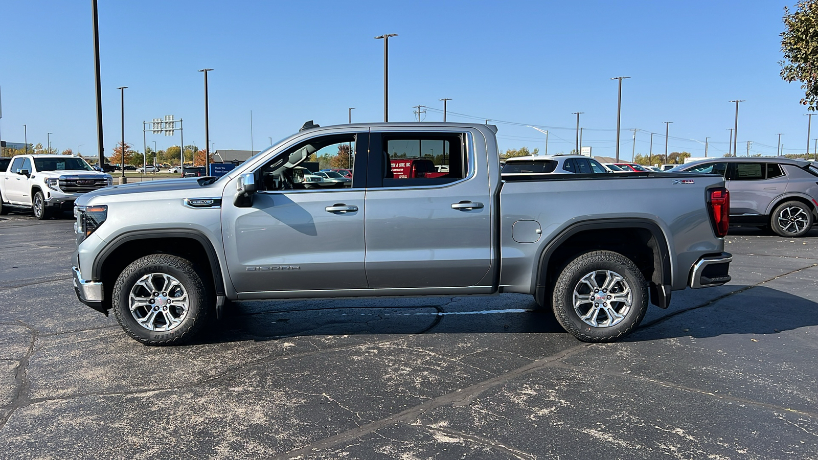 2025 GMC Sierra 1500 SLE 2