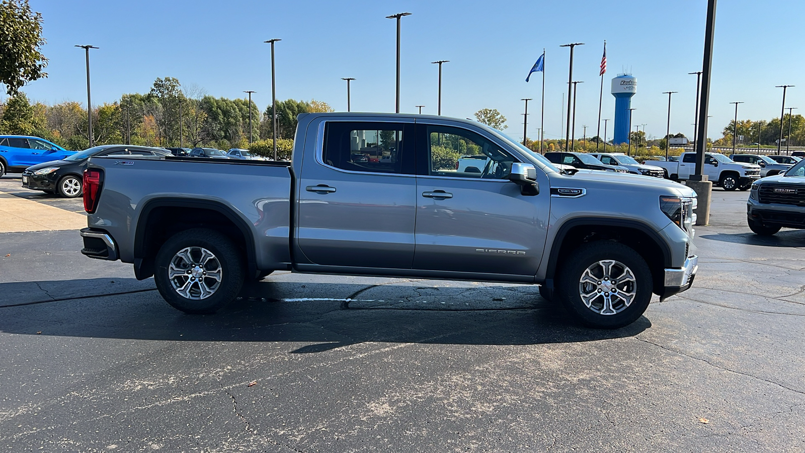 2025 GMC Sierra 1500 SLE 6