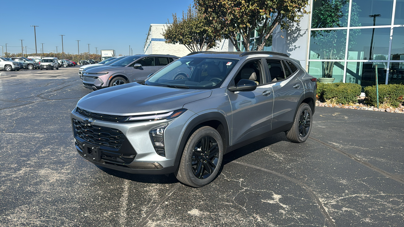 2025 Chevrolet Trax ACTIV 1