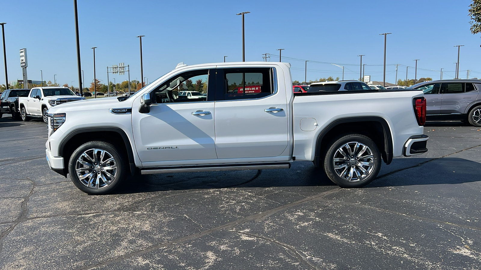 2025 GMC Sierra 1500 Denali 2