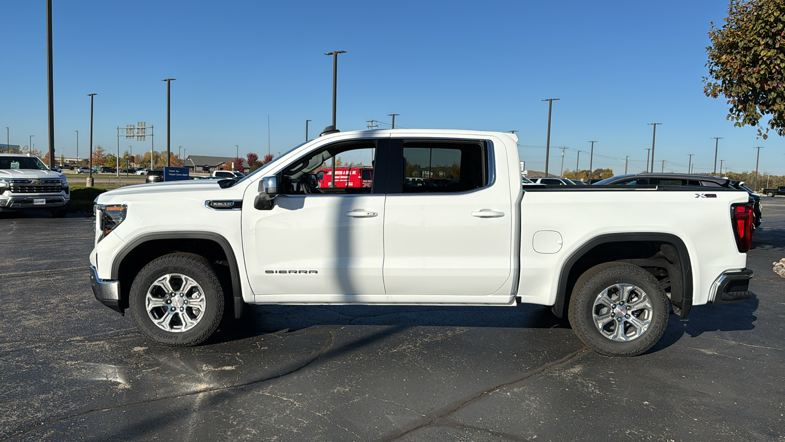 2025 GMC Sierra 1500 SLE 2