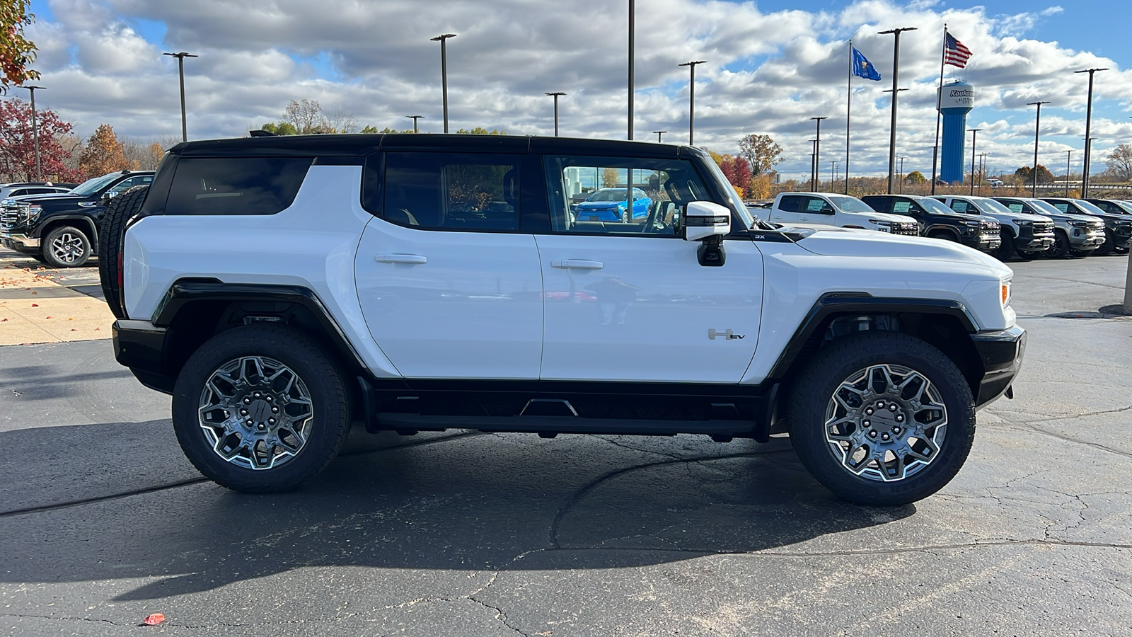 2025 GMC HUMMER EV  6