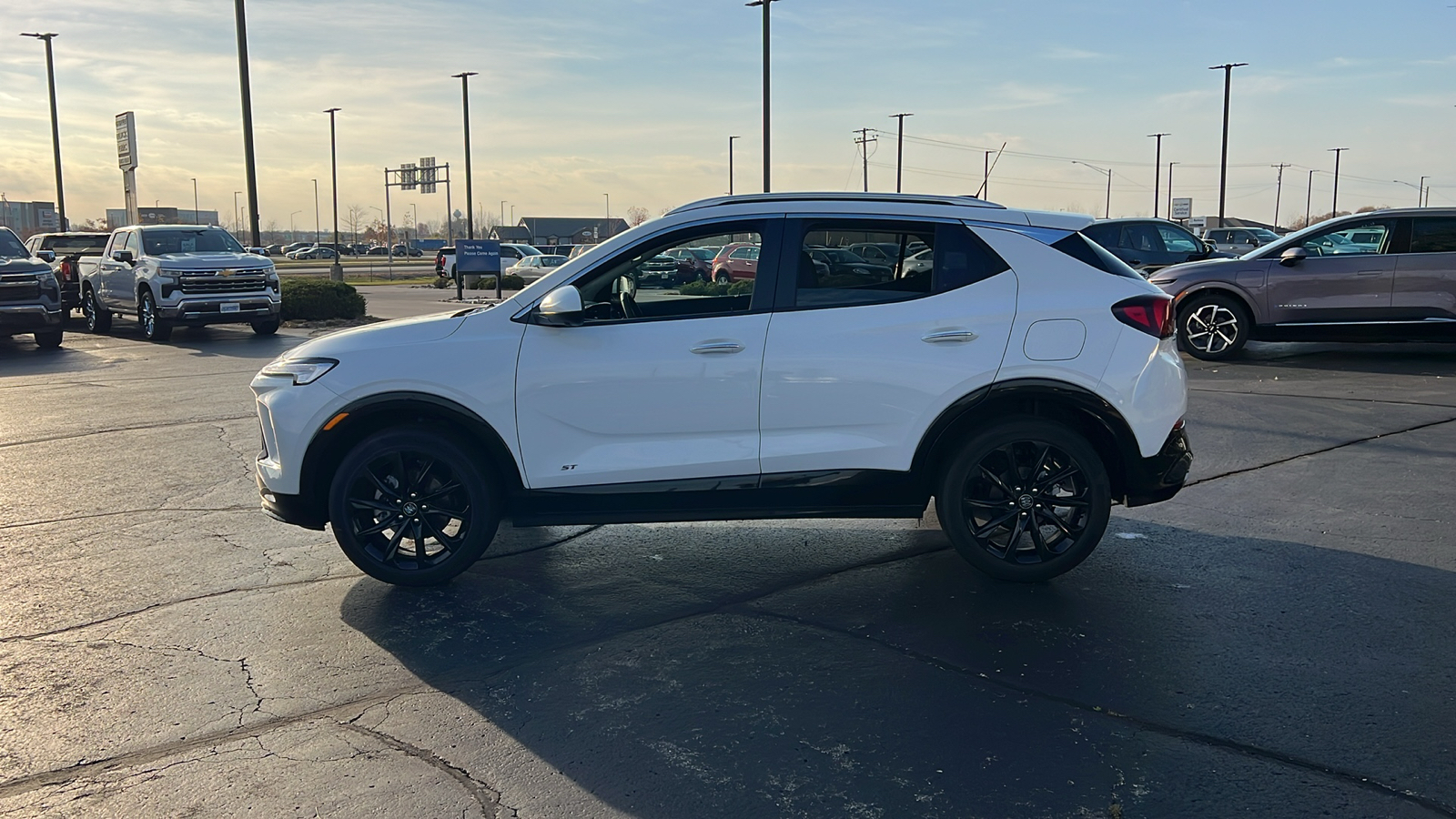 2025 Buick Encore GX Sport Touring 2