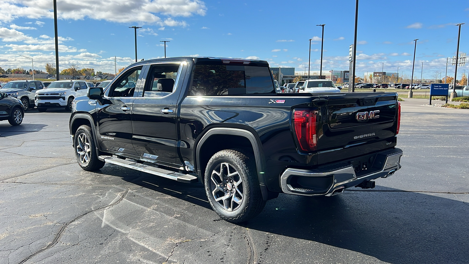 2025 GMC Sierra 1500 SLT 3