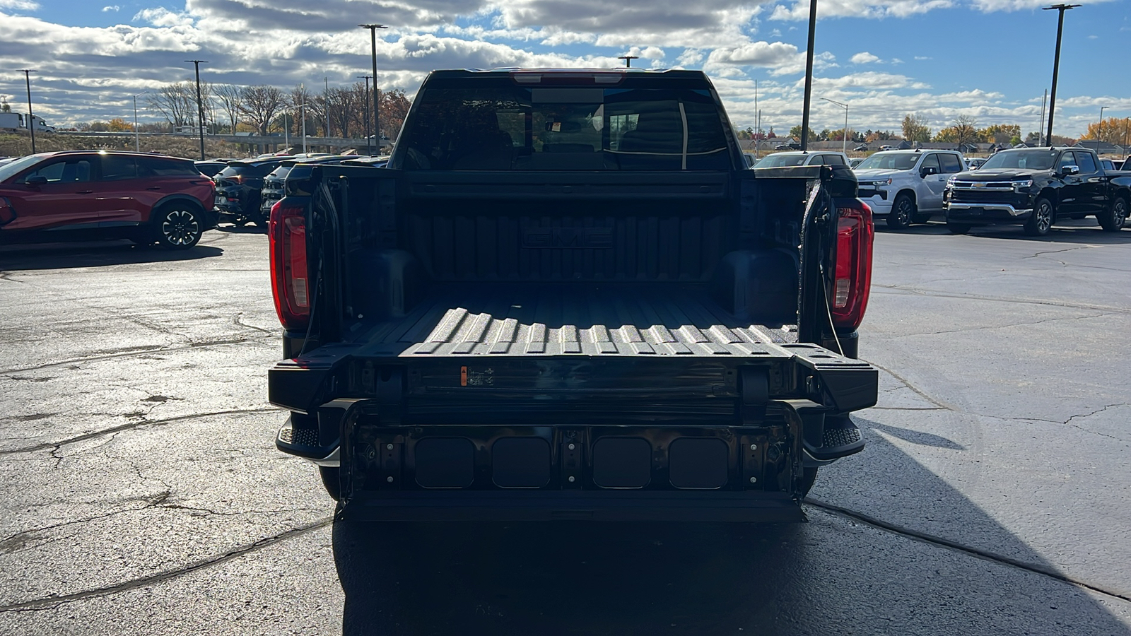 2025 GMC Sierra 1500 SLT 28