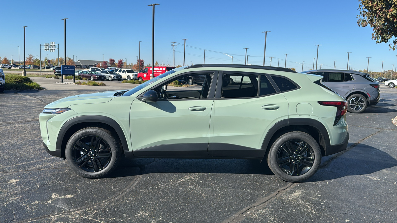 2025 Chevrolet Trax ACTIV 2