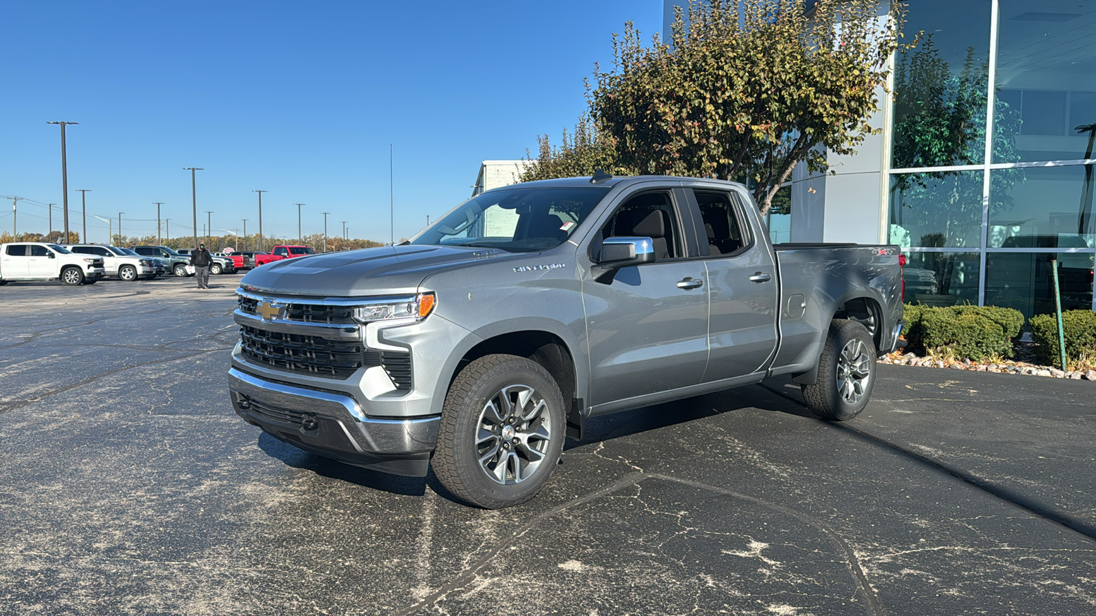 2025 Chevrolet Silverado 1500 LT 1