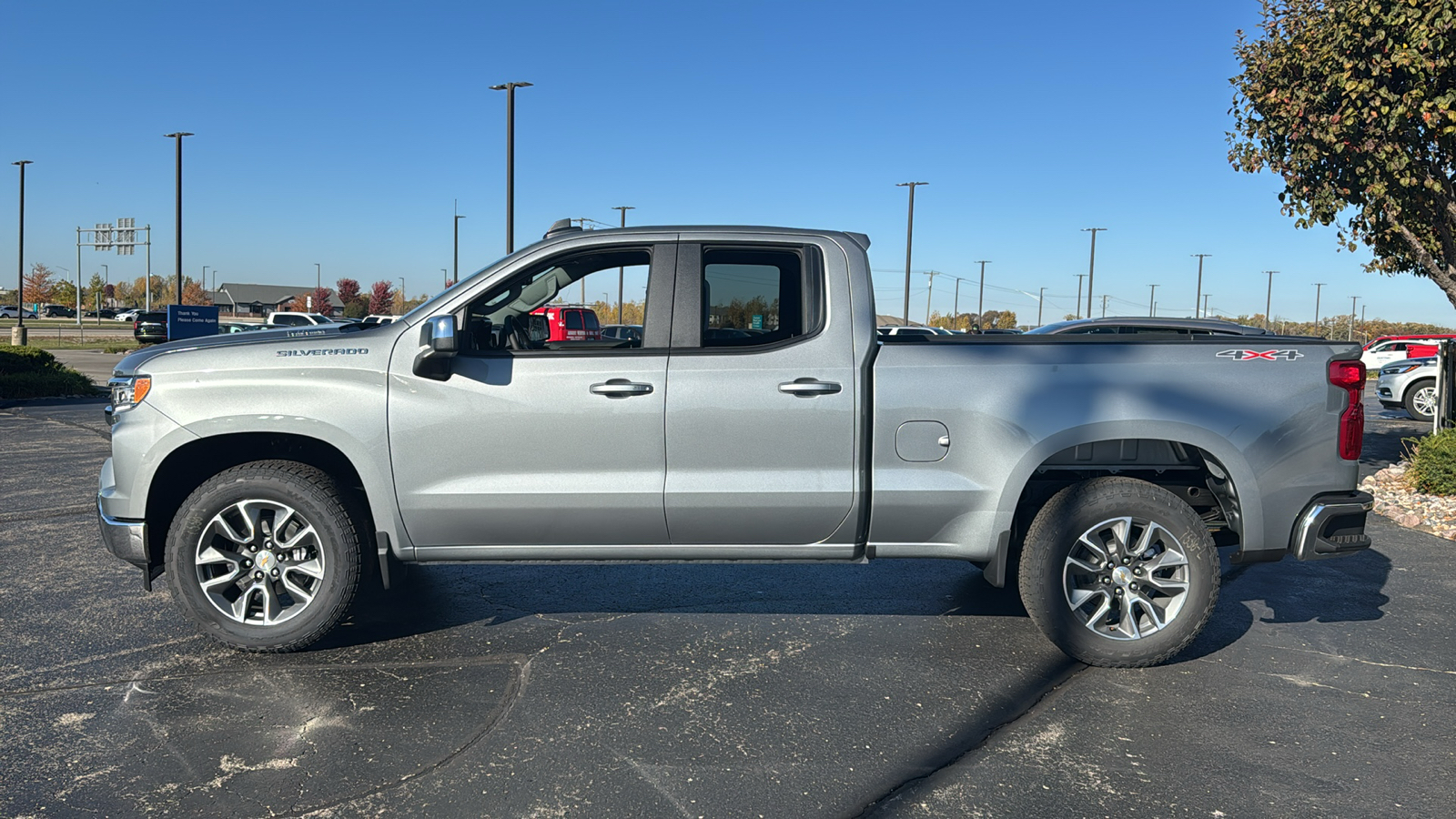 2025 Chevrolet Silverado 1500 LT 2