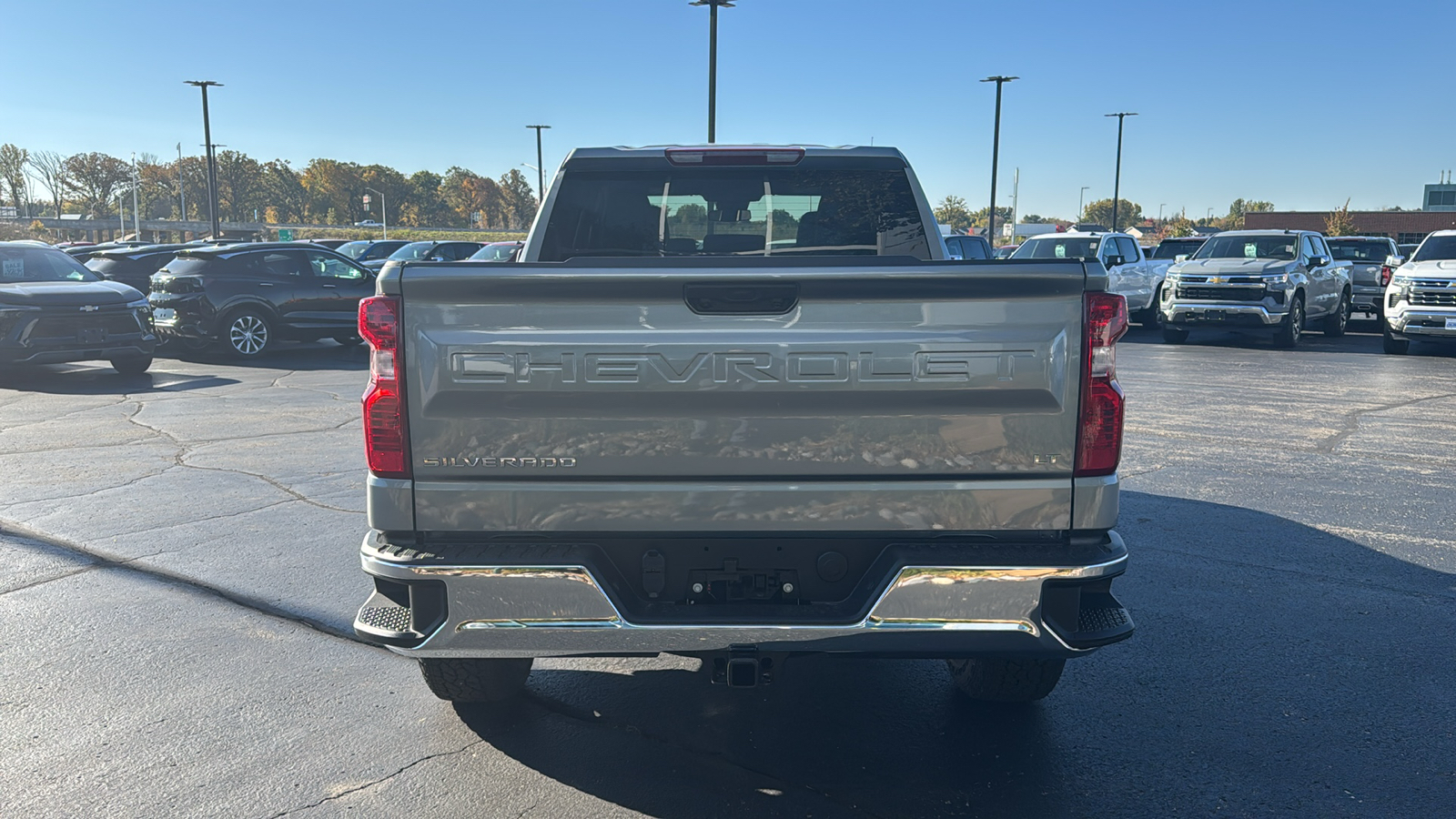 2025 Chevrolet Silverado 1500 LT 4