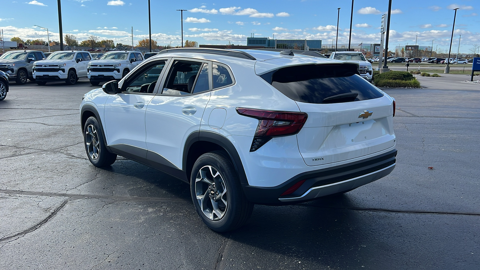 2025 Chevrolet Trax LT 3