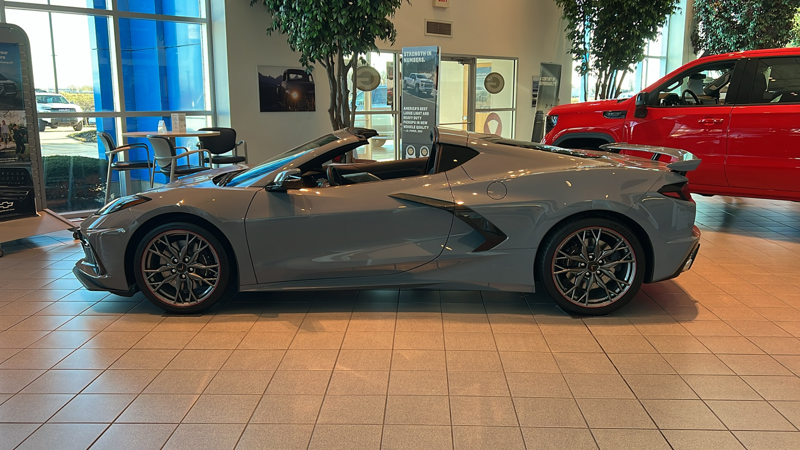 2025 Chevrolet Corvette 2LT 2