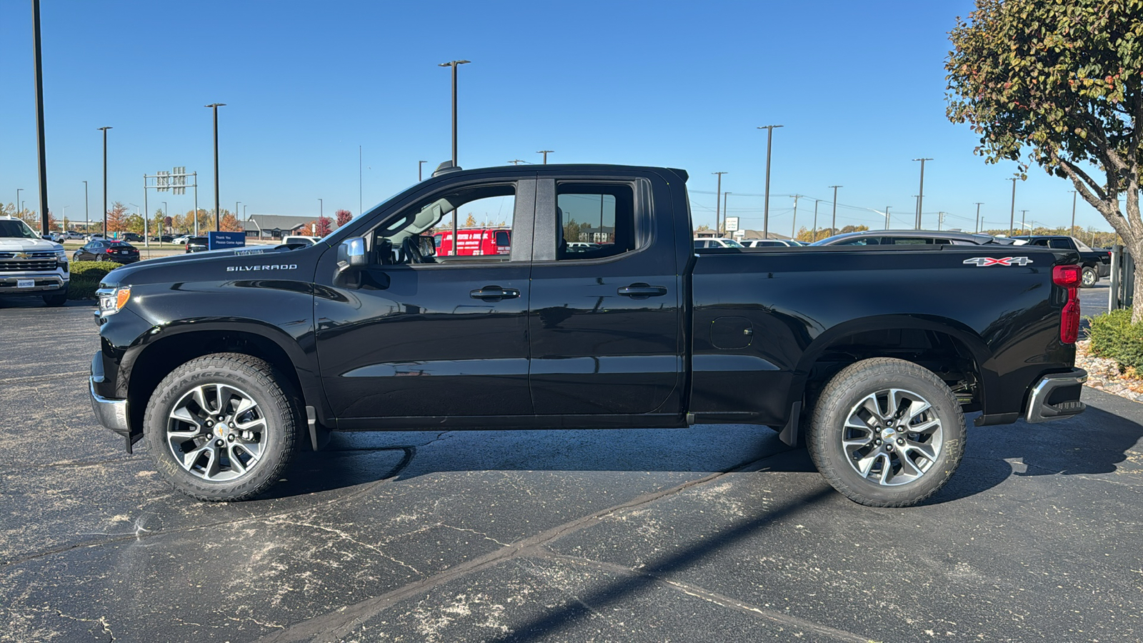 2025 Chevrolet Silverado 1500 LT 2