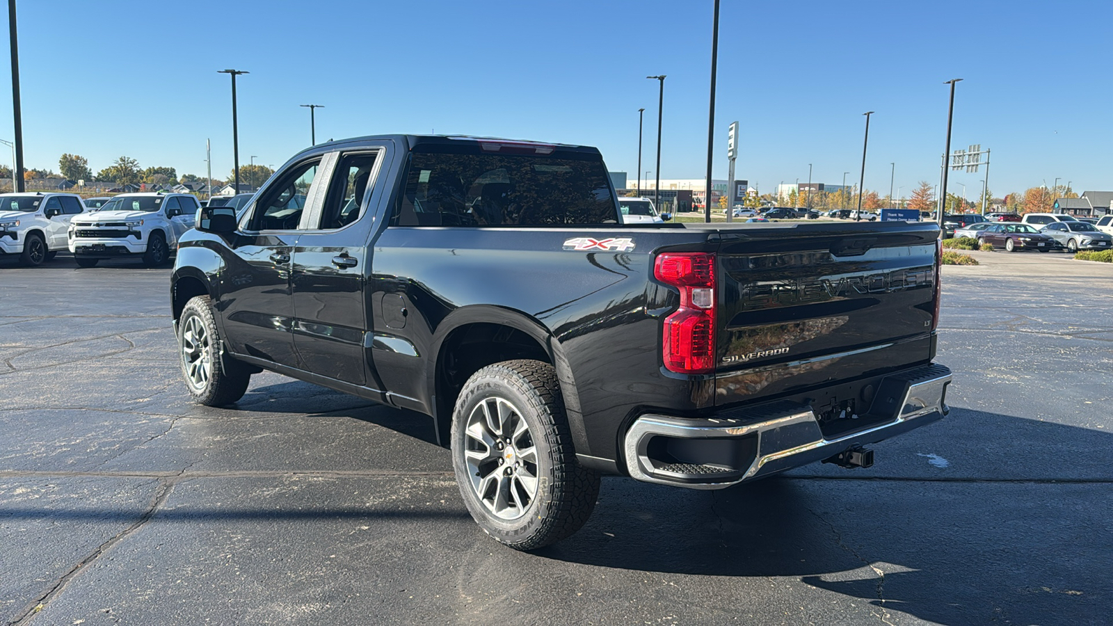 2025 Chevrolet Silverado 1500 LT 3