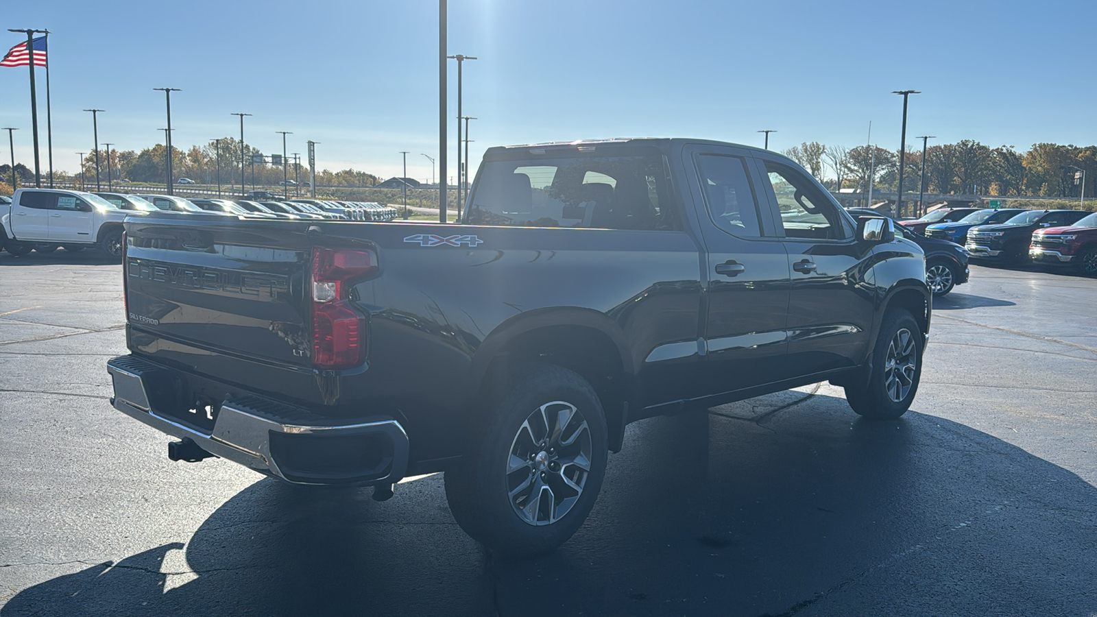 2025 Chevrolet Silverado 1500 LT 5