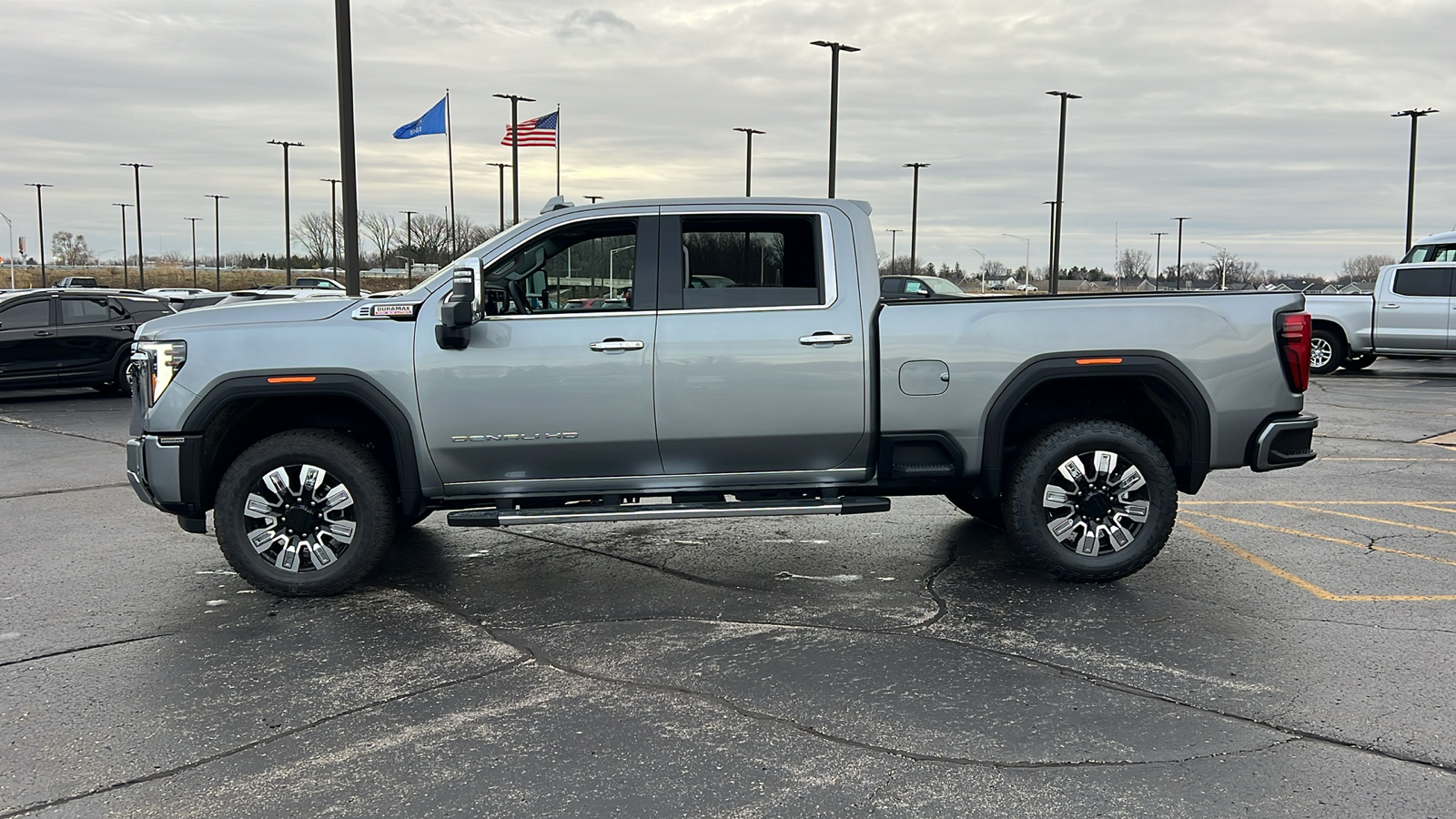 2025 GMC Sierra 2500HD Denali 2