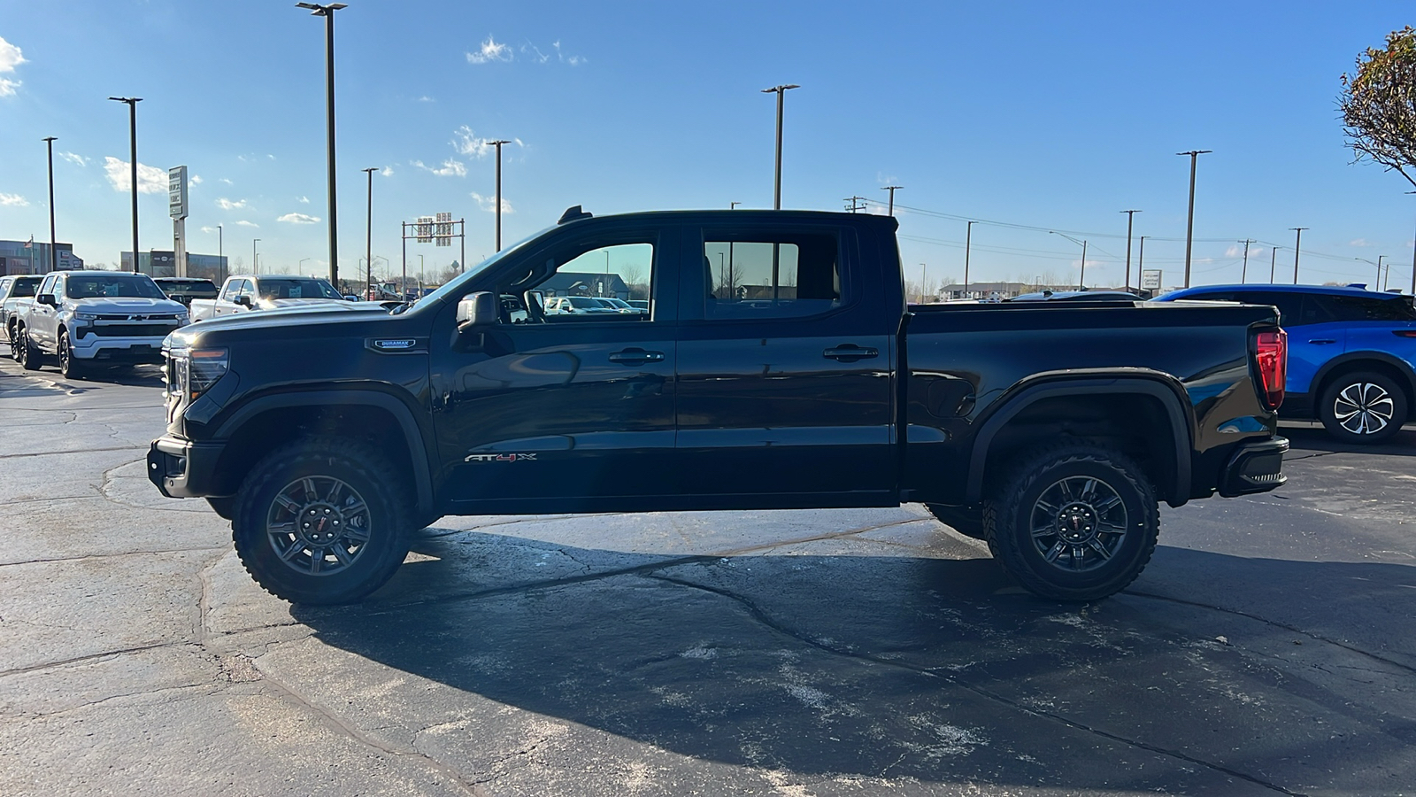 2025 GMC Sierra 1500 AT4X 2