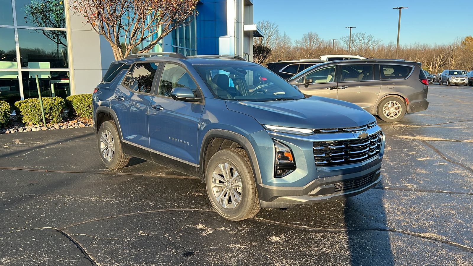 2025 Chevrolet Equinox FWD LT 7