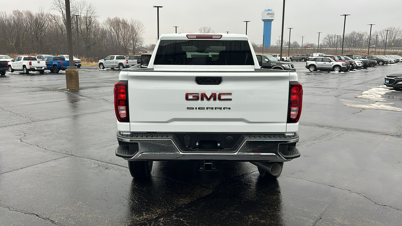 2025 GMC Sierra 2500HD Pro 4