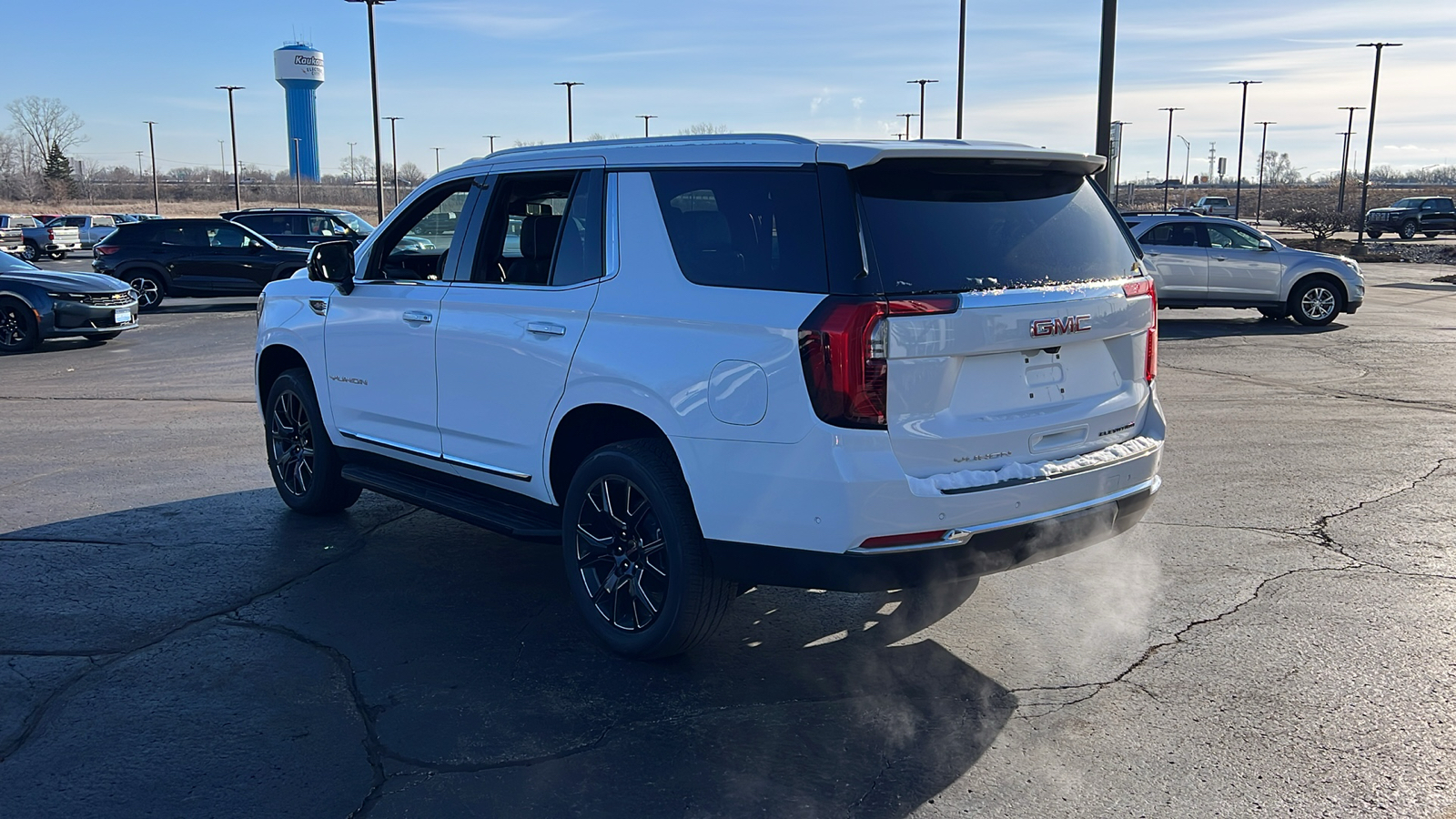 2025 GMC Yukon Elevation 3