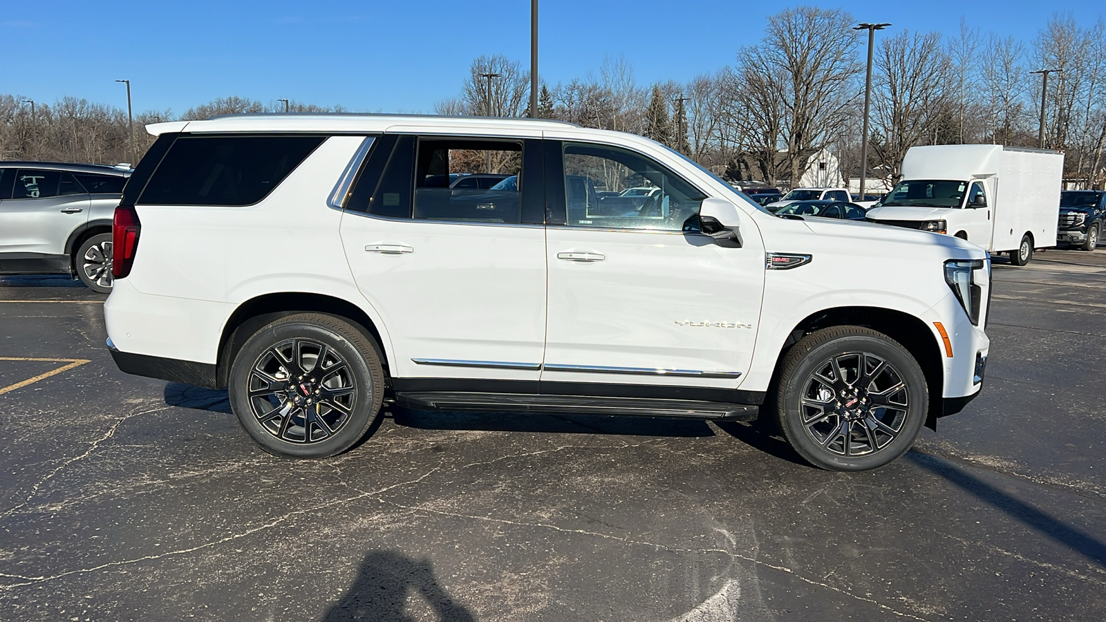 2025 GMC Yukon Elevation 6