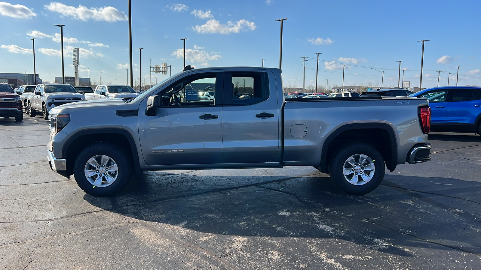 2025 GMC Sierra 1500 Pro 2