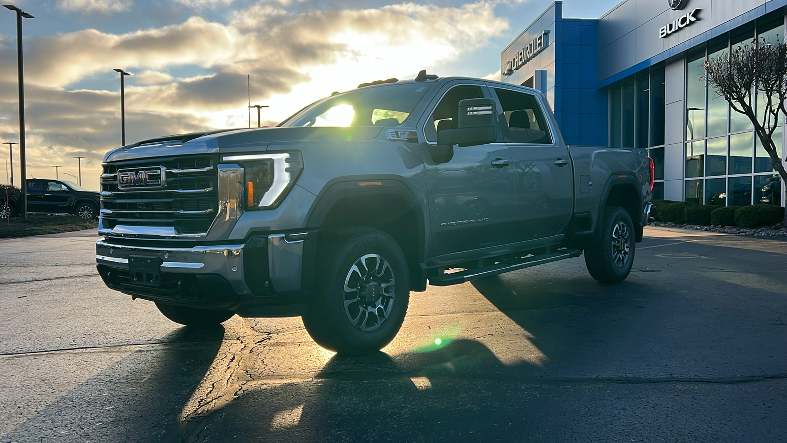 2025 GMC Sierra 2500HD SLE 1