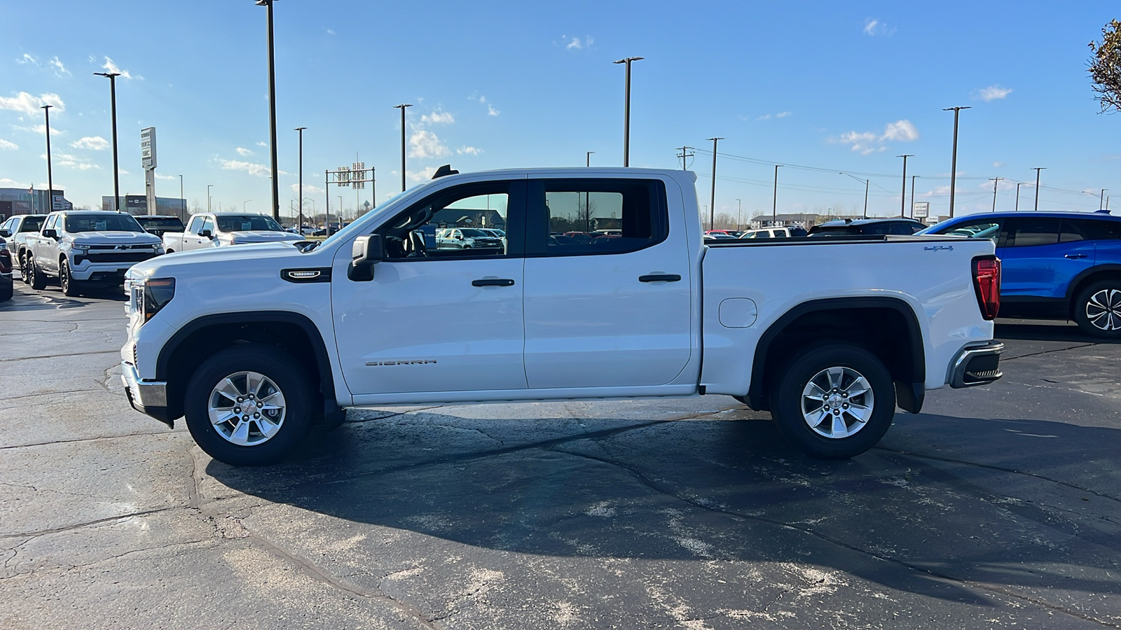 2025 GMC Sierra 1500 Pro 2