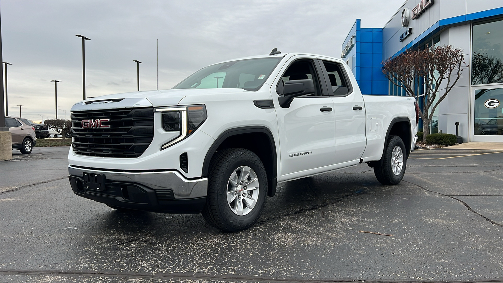 2025 GMC Sierra 1500 Pro 1