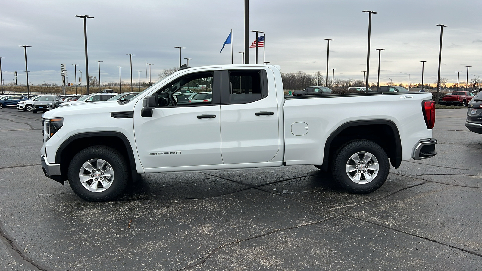 2025 GMC Sierra 1500 Pro 2