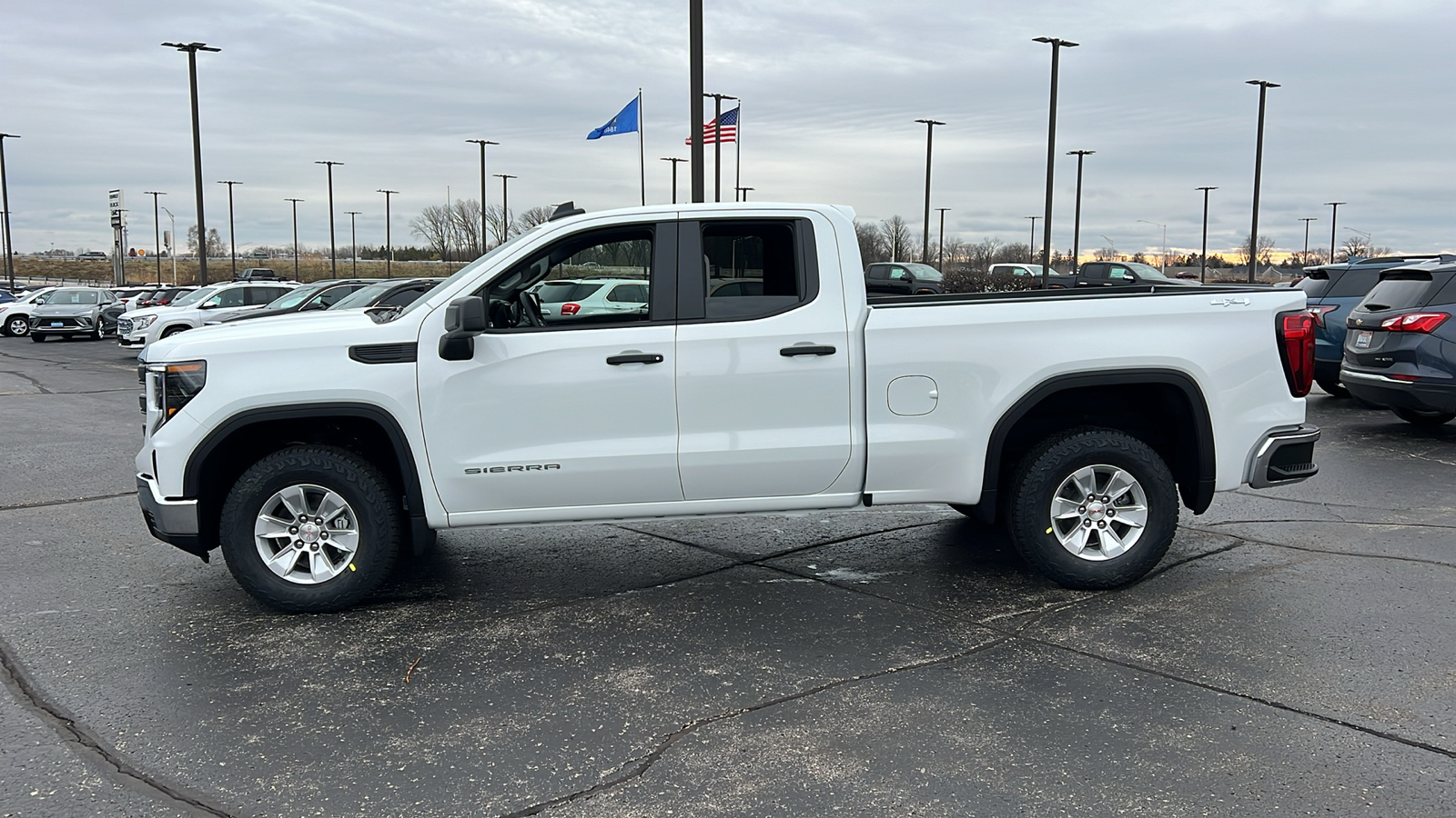 2025 GMC Sierra 1500 Pro 2