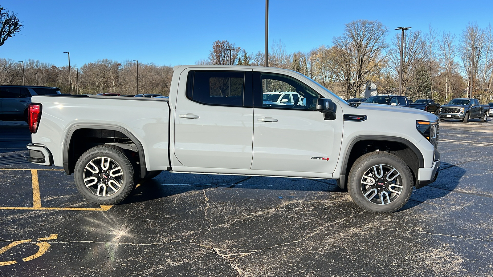 2025 GMC Sierra 1500 AT4 6