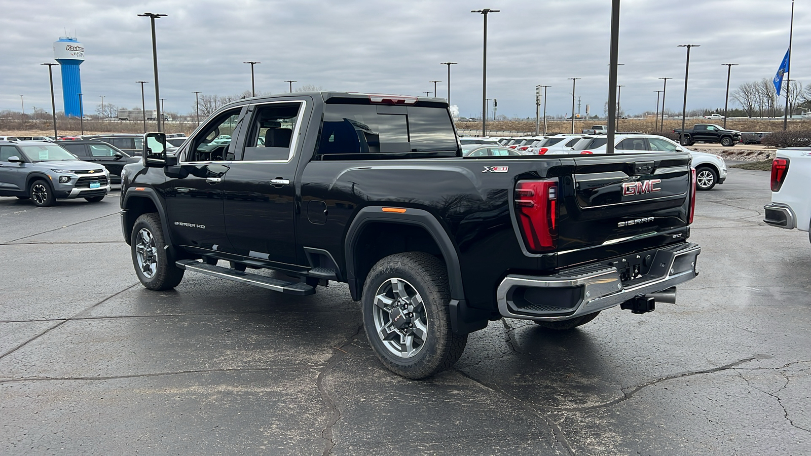 2025 GMC Sierra 2500HD SLT 3